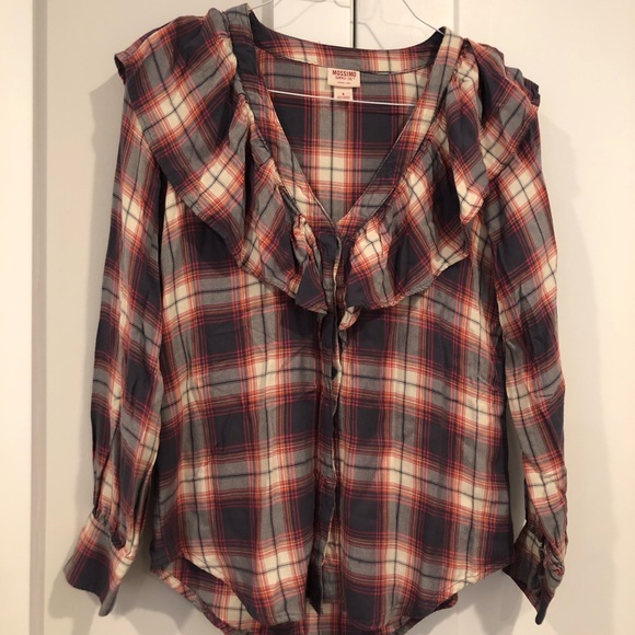 🍓Ruffled plaid top🍓 - Picture 6 of 14